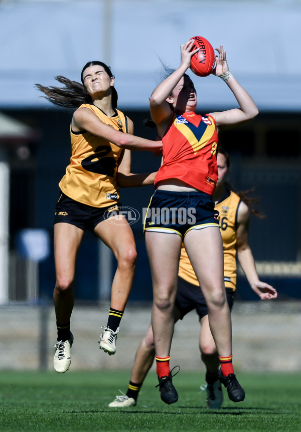 Marsh AFL Championships U18 Girls 2024 - South Australia v Western Australia - A-53341970