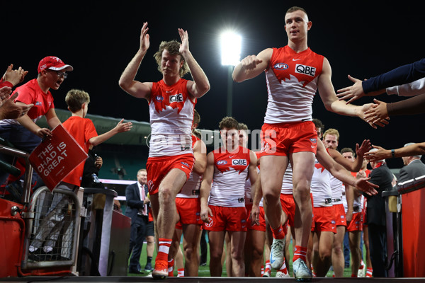 AFL 2024 Round 24 - Sydney v Adelaide - A-53373548