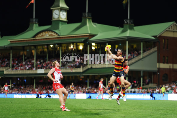 AFL 2024 Round 24 - Sydney v Adelaide - A-53375913