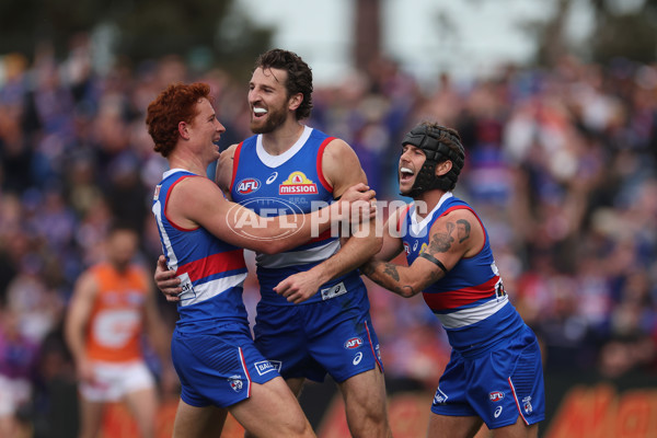 AFL 2024 Round 24 - Western Bulldogs v GWS - A-53381616