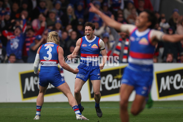 AFL 2024 Round 24 - Western Bulldogs v GWS - A-53384780