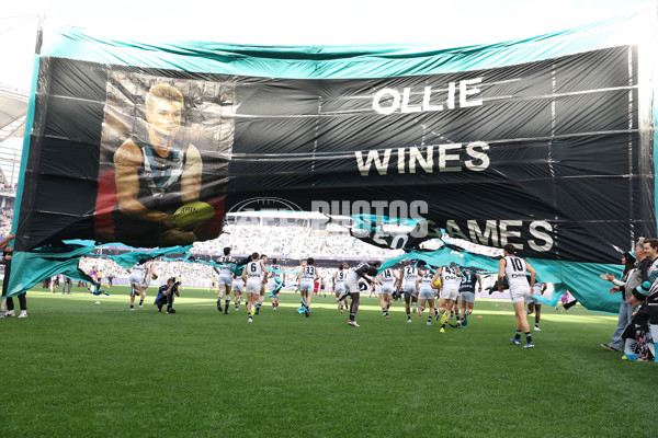 AFL 2024 Round 24 - Fremantle v Port Adelaide - A-53397327