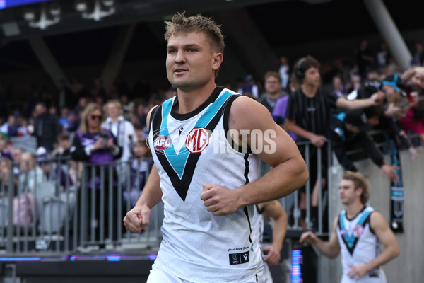 AFL 2024 Round 24 - Fremantle v Port Adelaide - A-53397342