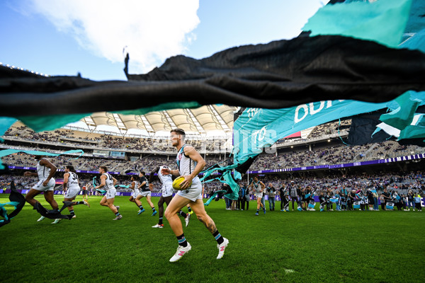 AFL 2024 Round 24 - Fremantle v Port Adelaide - A-53399780