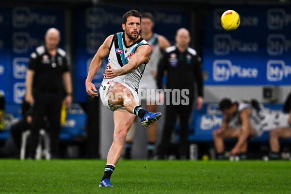 AFL 2024 Round 24 - Fremantle v Port Adelaide - A-53409613