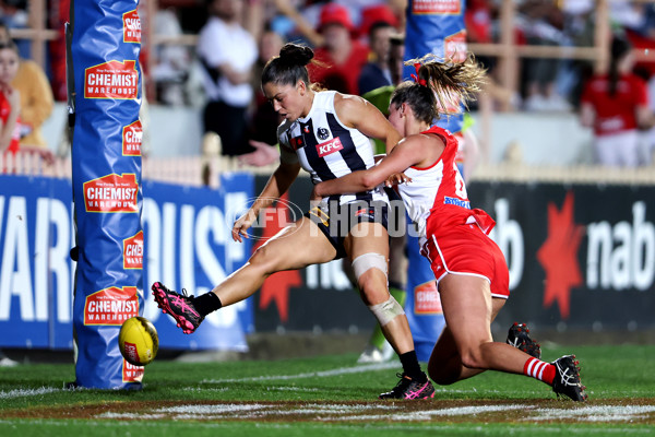 AFLW 2024 Round 01 - Sydney v Collingwood - A-53544654