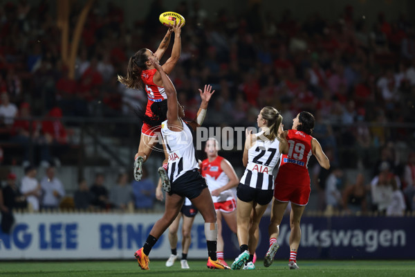 AFLW 2024 Round 01 - Sydney v Collingwood - A-53544723