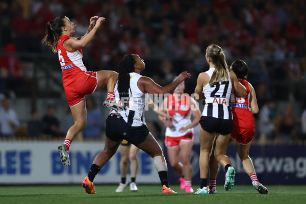 AFLW 2024 Round 01 - Sydney v Collingwood - A-53544724