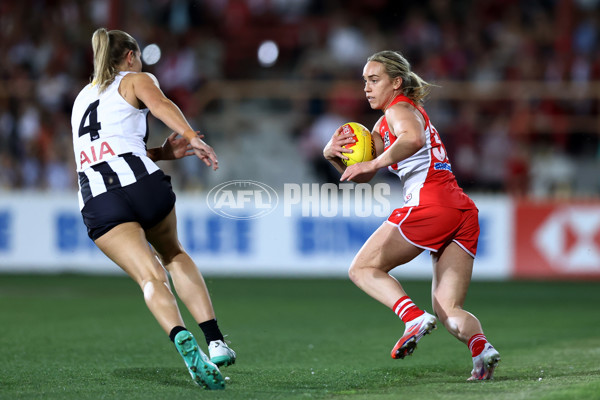 AFLW 2024 Round 01 - Sydney v Collingwood - A-53544755