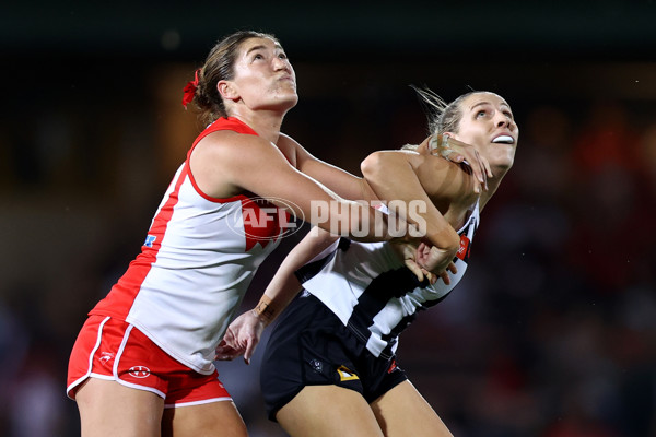 AFLW 2024 Round 01 - Sydney v Collingwood - A-53544786