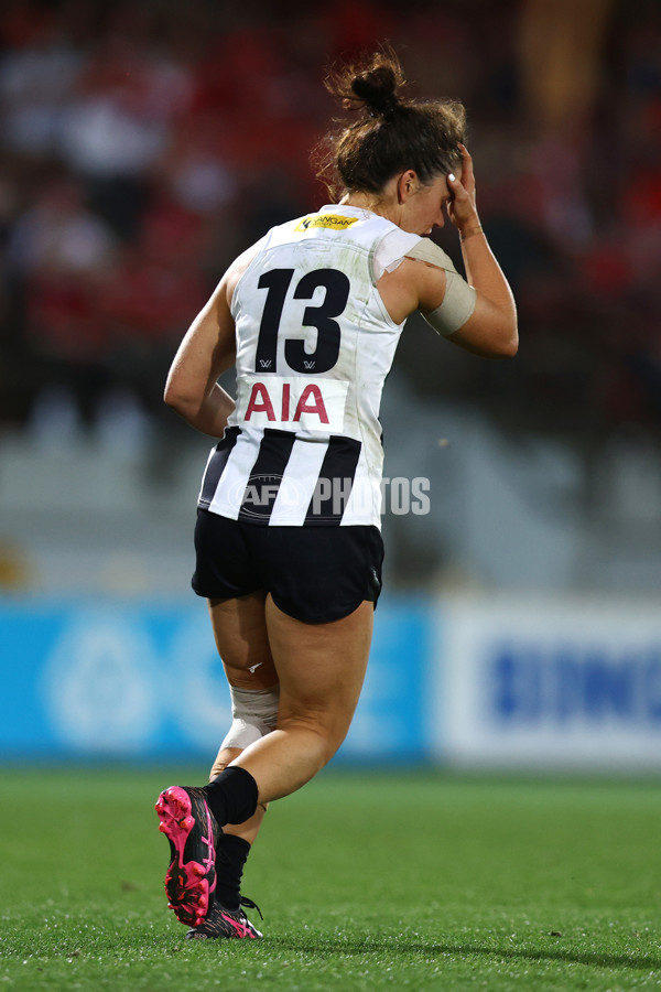 AFLW 2024 Round 01 - Sydney v Collingwood - A-53547496