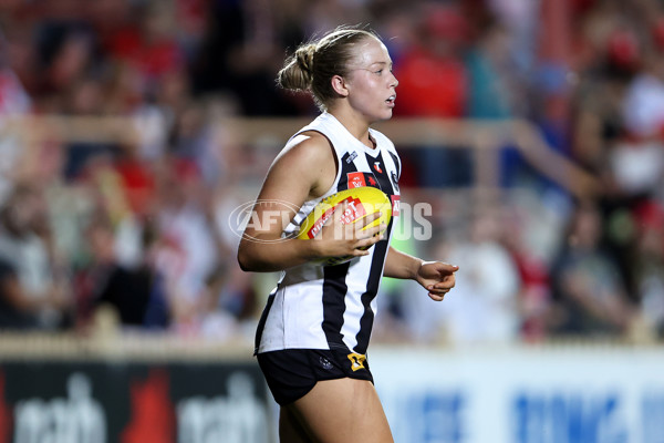 AFLW 2024 Round 01 - Sydney v Collingwood - A-53547577