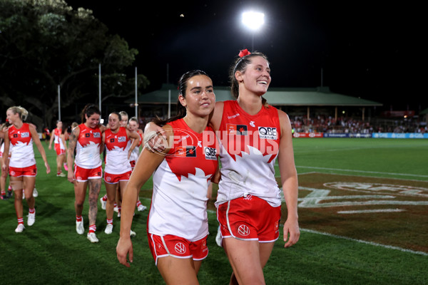 AFLW 2024 Round 01 - Sydney v Collingwood - A-53547641