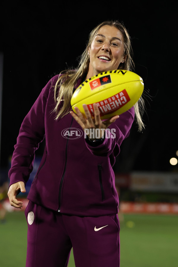 AFLW 2024 Round 01 - West Coast v Richmond - A-53547666