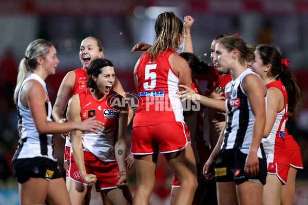 AFLW 2024 Round 01 - Sydney v Collingwood - A-53550406