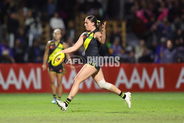 AFLW 2024 Round 01 - West Coast v Richmond - A-53551077