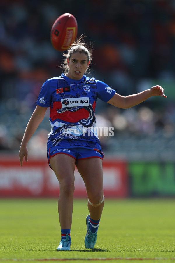 AFLW 2024 Round 01 - GWS v Western Bulldogs - A-53553527