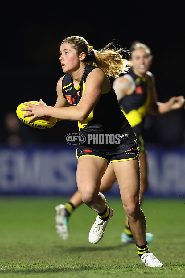 AFLW 2024 Round 01 - West Coast v Richmond - A-53554070