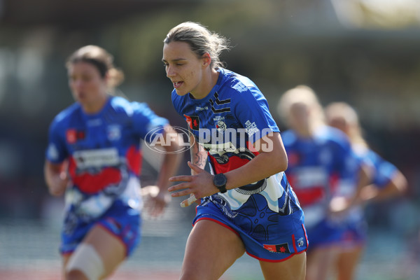 AFLW 2024 Round 01 - GWS v Western Bulldogs - A-53554131
