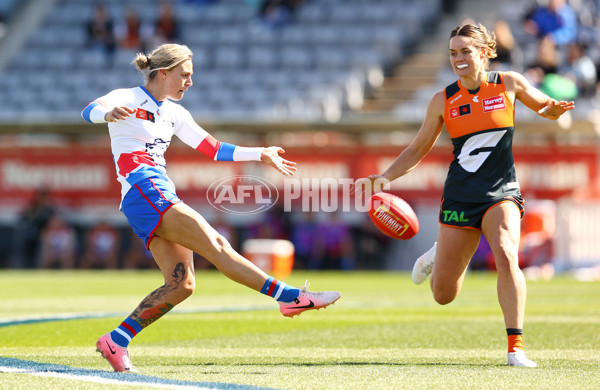 AFLW 2024 Round 01 - GWS v Western Bulldogs - A-53556593