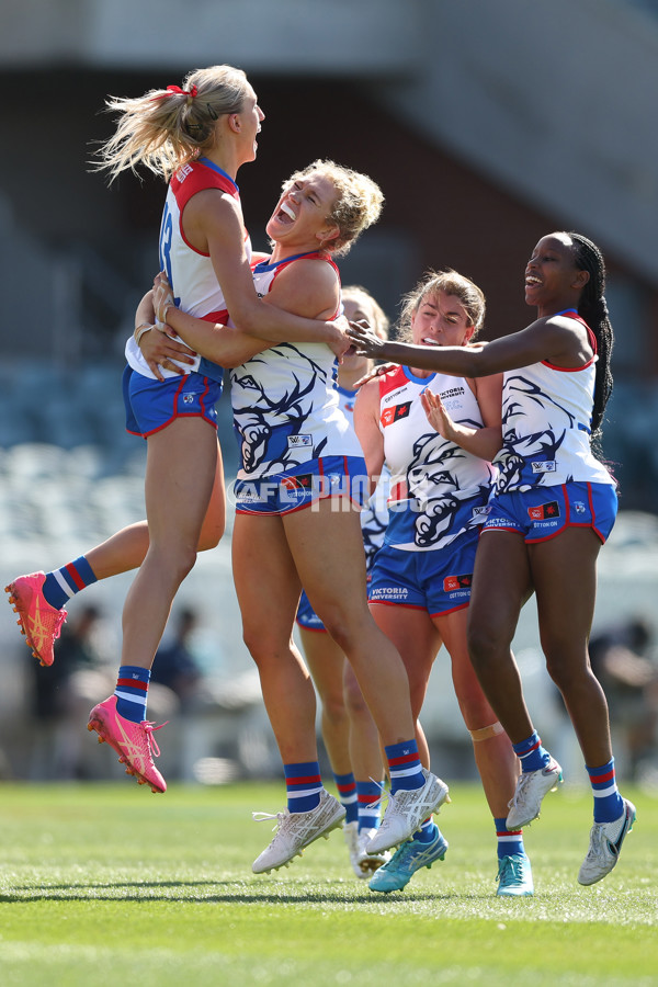 AFLW 2024 Round 01 - GWS v Western Bulldogs - A-53556601