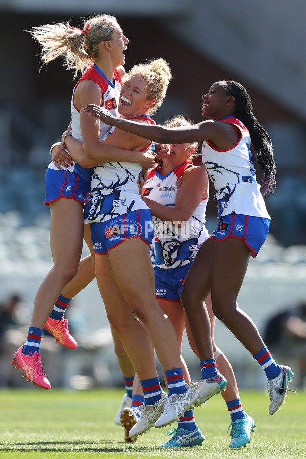 AFLW 2024 Round 01 - GWS v Western Bulldogs - A-53556607