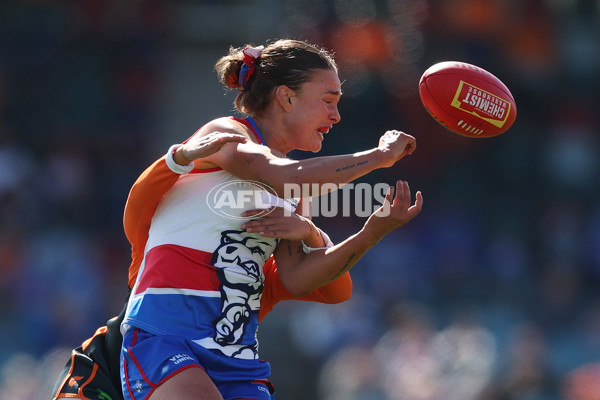 AFLW 2024 Round 01 - GWS v Western Bulldogs - A-53556693