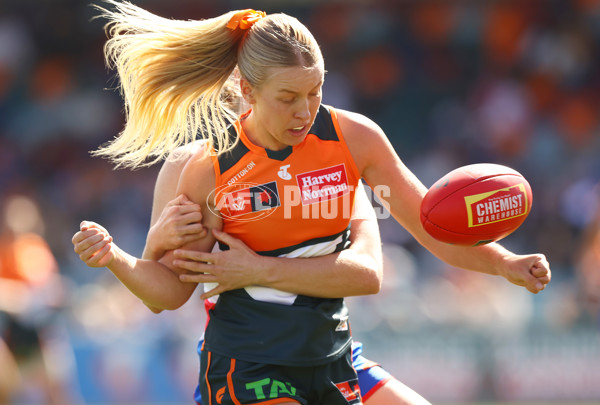 AFLW 2024 Round 01 - GWS v Western Bulldogs - A-53559637