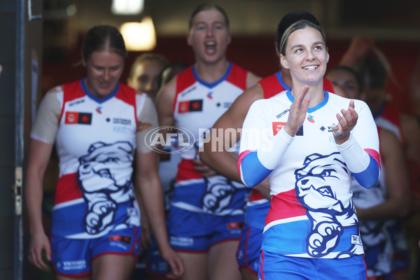AFLW 2024 Round 01 - GWS v Western Bulldogs - A-53559761