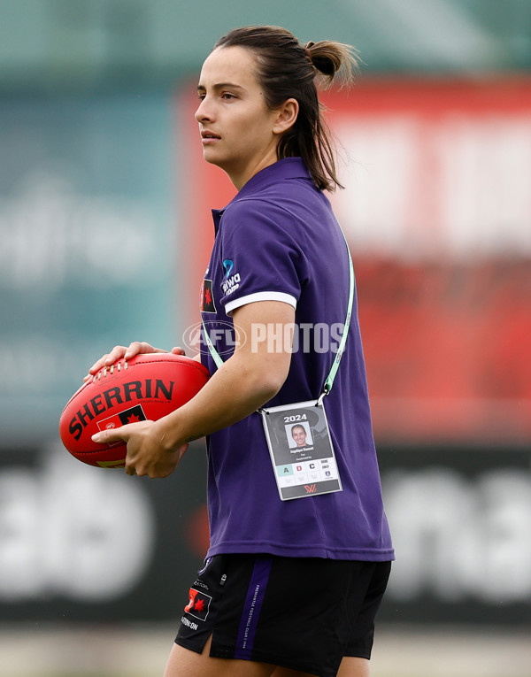 AFLW 2024 Round 01 - Essendon v Fremantle - A-53559784