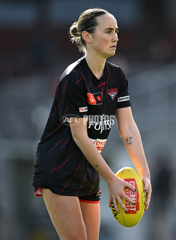 AFLW 2024 Round 01 - Essendon v Fremantle - A-53562186