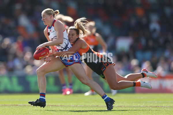 AFLW 2024 Round 01 - GWS v Western Bulldogs - A-53563136