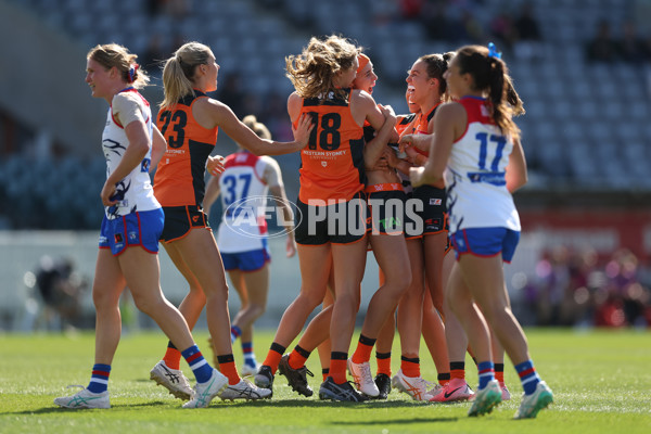 AFLW 2024 Round 01 - GWS v Western Bulldogs - A-53563144