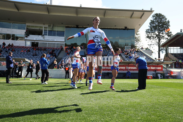 AFLW 2024 Round 01 - GWS v Western Bulldogs - A-53563164