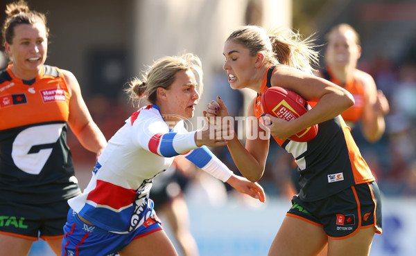 AFLW 2024 Round 01 - GWS v Western Bulldogs - A-53563173