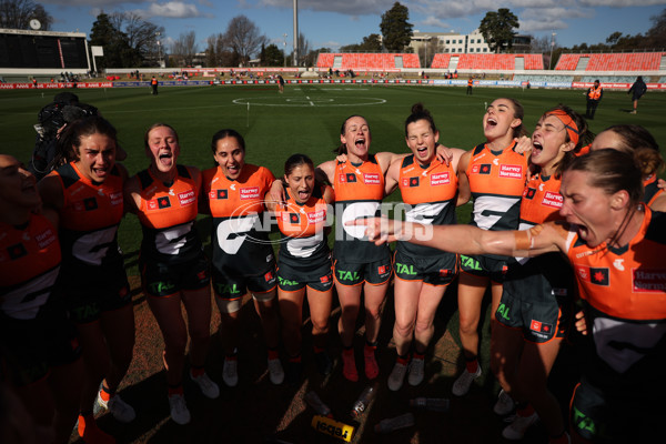 AFLW 2024 Round 01 - GWS v Western Bulldogs - A-53563183