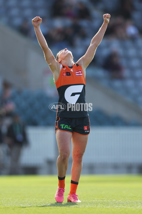 AFLW 2024 Round 01 - GWS v Western Bulldogs - A-53563188