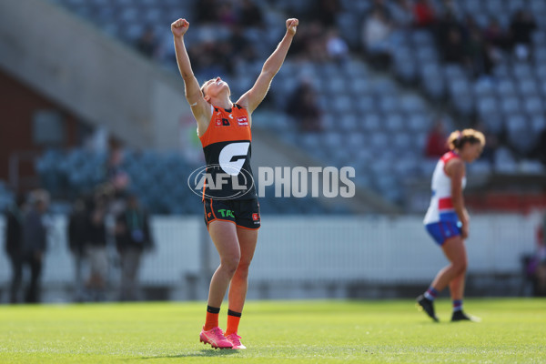 AFLW 2024 Round 01 - GWS v Western Bulldogs - A-53563190