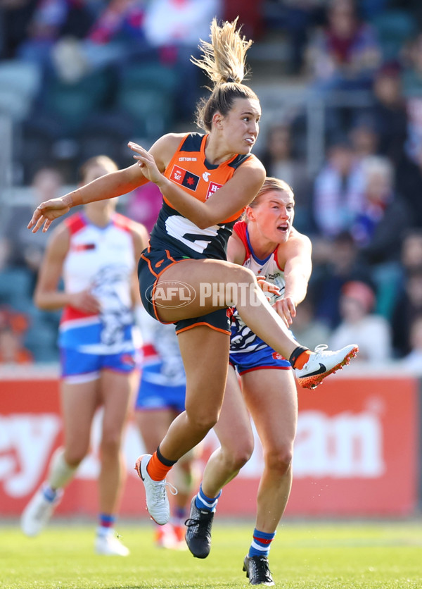 AFLW 2024 Round 01 - GWS v Western Bulldogs - A-53563205