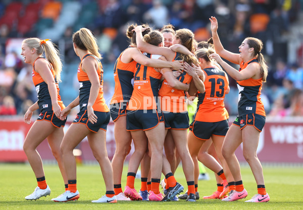 AFLW 2024 Round 01 - GWS v Western Bulldogs - A-53563209