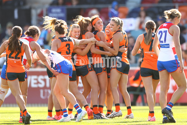 AFLW 2024 Round 01 - GWS v Western Bulldogs - A-53563221