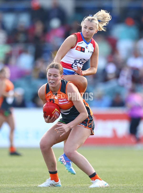 AFLW 2024 Round 01 - GWS v Western Bulldogs - A-53563224