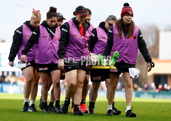 AFLW 2024 Round 01 - Essendon v Fremantle - A-53565394