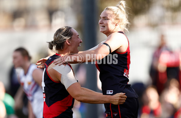 AFLW 2024 Round 01 - Essendon v Fremantle - A-53565442