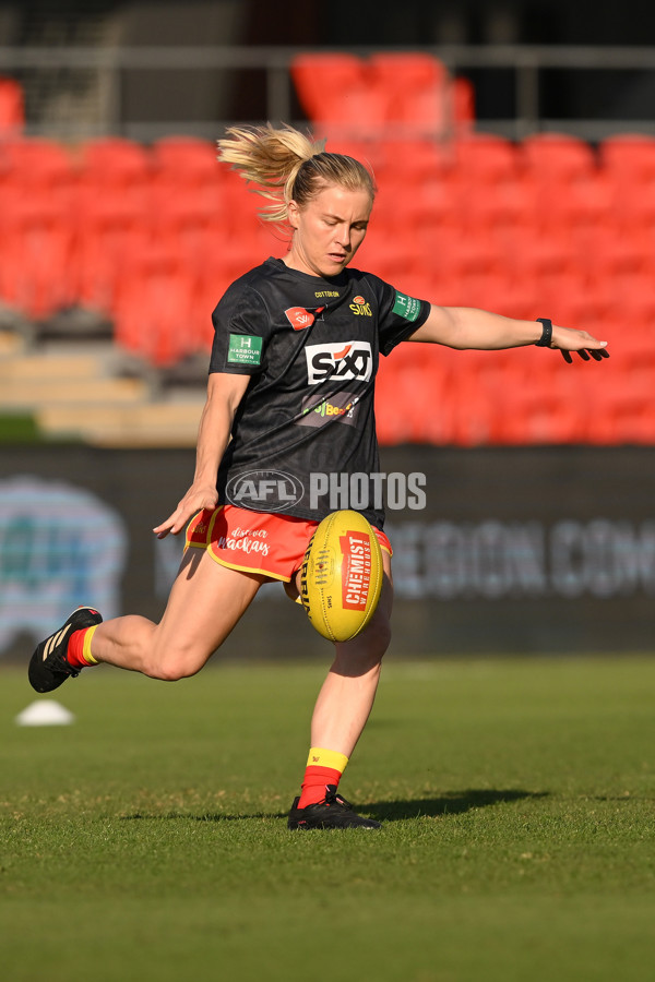 AFLW 2024 Round 01 - Gold Coast v St Kilda - A-53565831