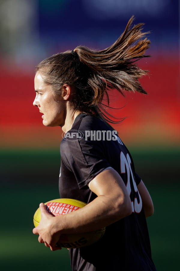 AFLW 2024 Round 01 - Gold Coast v St Kilda - A-53565846