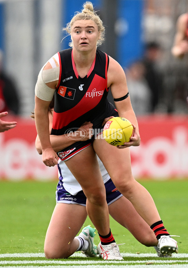 AFLW 2024 Round 01 - Essendon v Fremantle - A-53568104