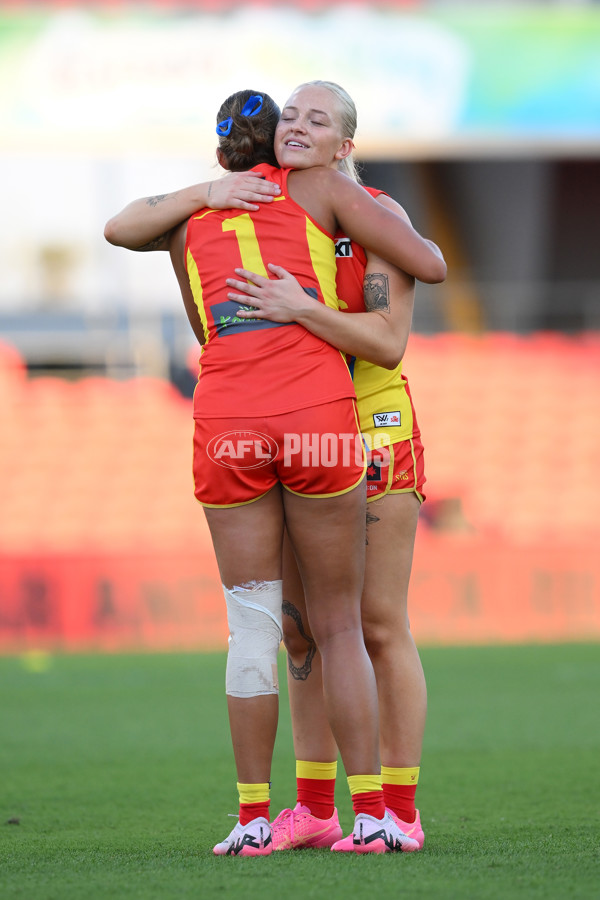 AFLW 2024 Round 01 - Gold Coast v St Kilda - A-53570535