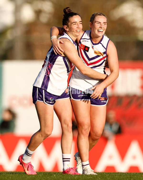 AFLW 2024 Round 01 - Essendon v Fremantle - A-53575421