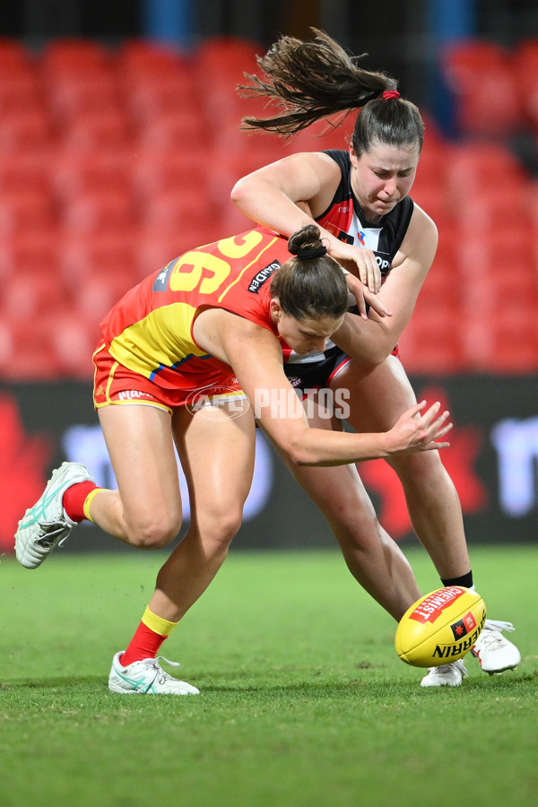 AFLW 2024 Round 01 - Gold Coast v St Kilda - A-53576144